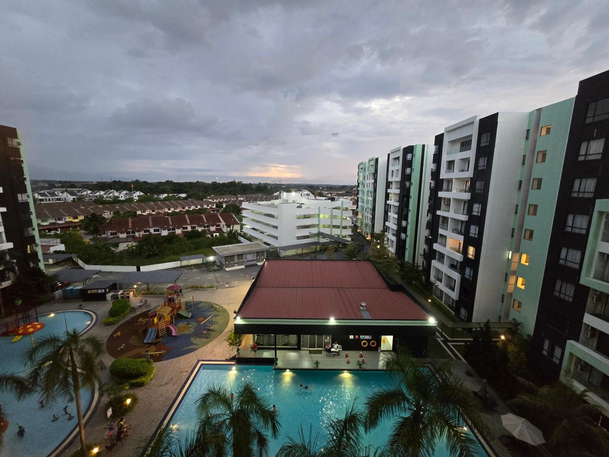 Manhattan Condominium - Jalan Pasir Puteh - ايبوه المظهر الخارجي الصورة