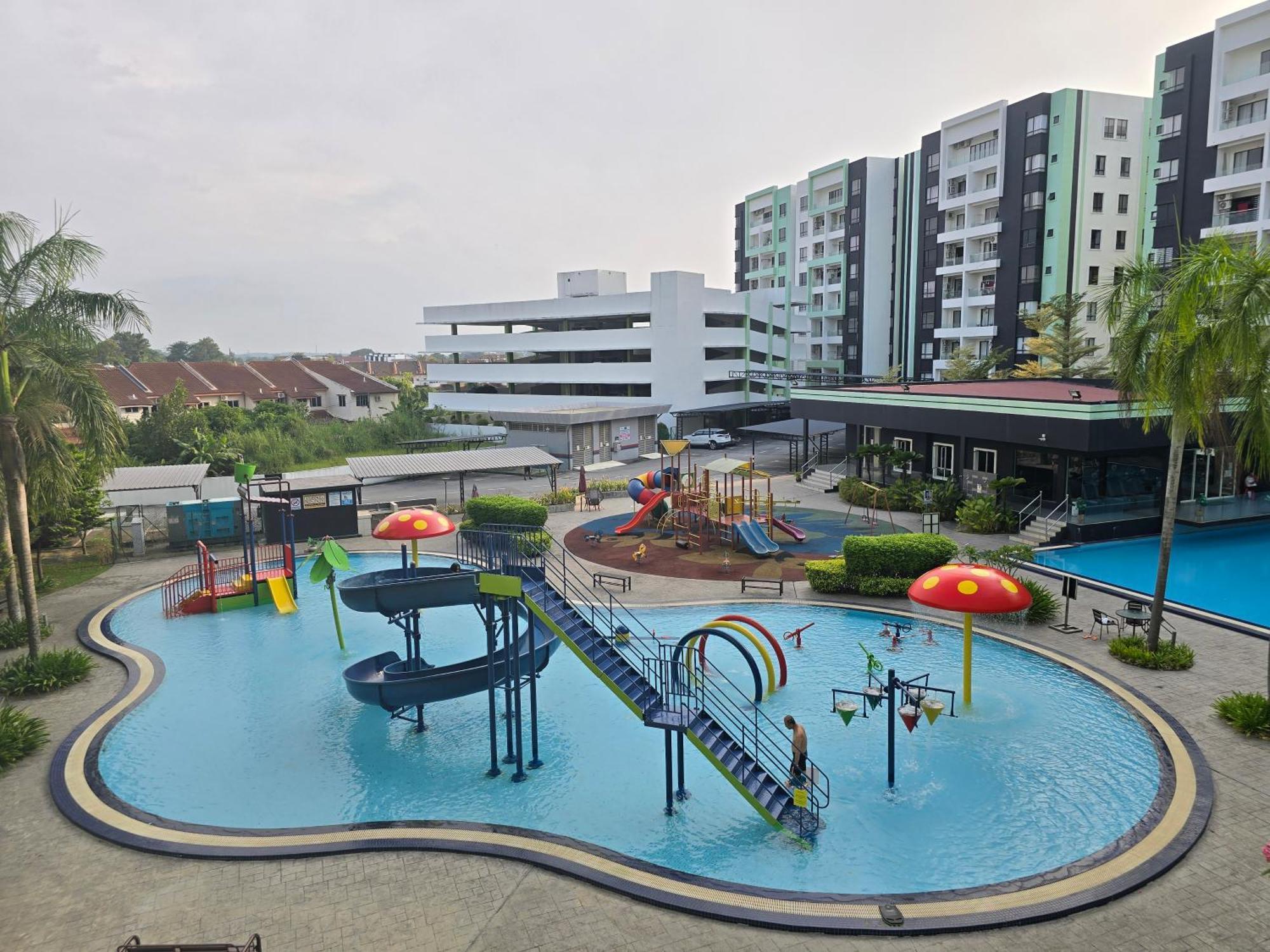 Manhattan Condominium - Jalan Pasir Puteh - ايبوه المظهر الخارجي الصورة
