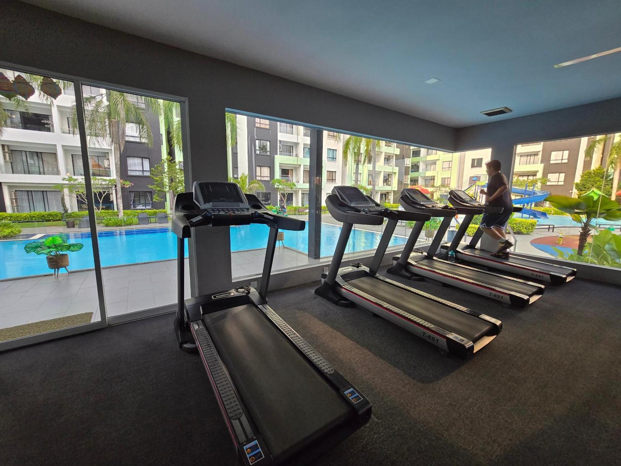 Manhattan Condominium - Jalan Pasir Puteh - ايبوه المظهر الخارجي الصورة